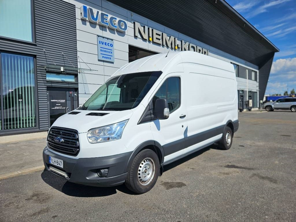 Ford Transit - Суцільнометалевий фургон: фото 1 Ford Transit - Суцільнометалевий фургон: фото 1
