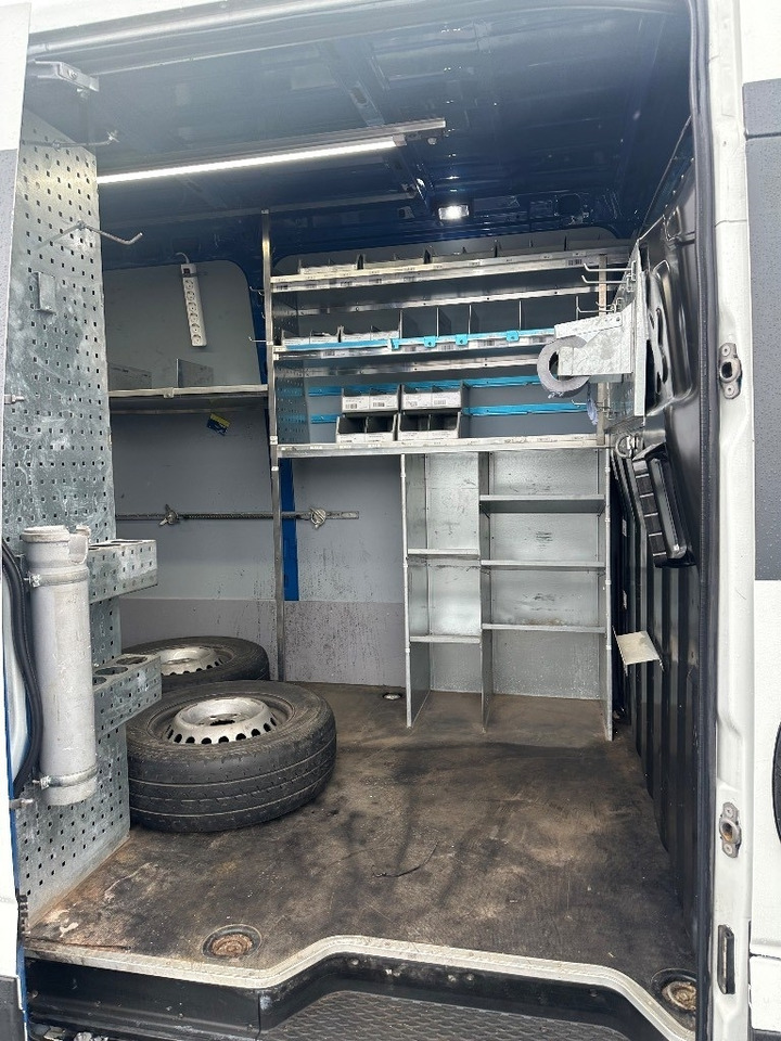 Iveco Daily 35S16 - Суцільнометалевий фургон: фото 5 Iveco Daily 35S16 - Суцільнометалевий фургон: фото 5