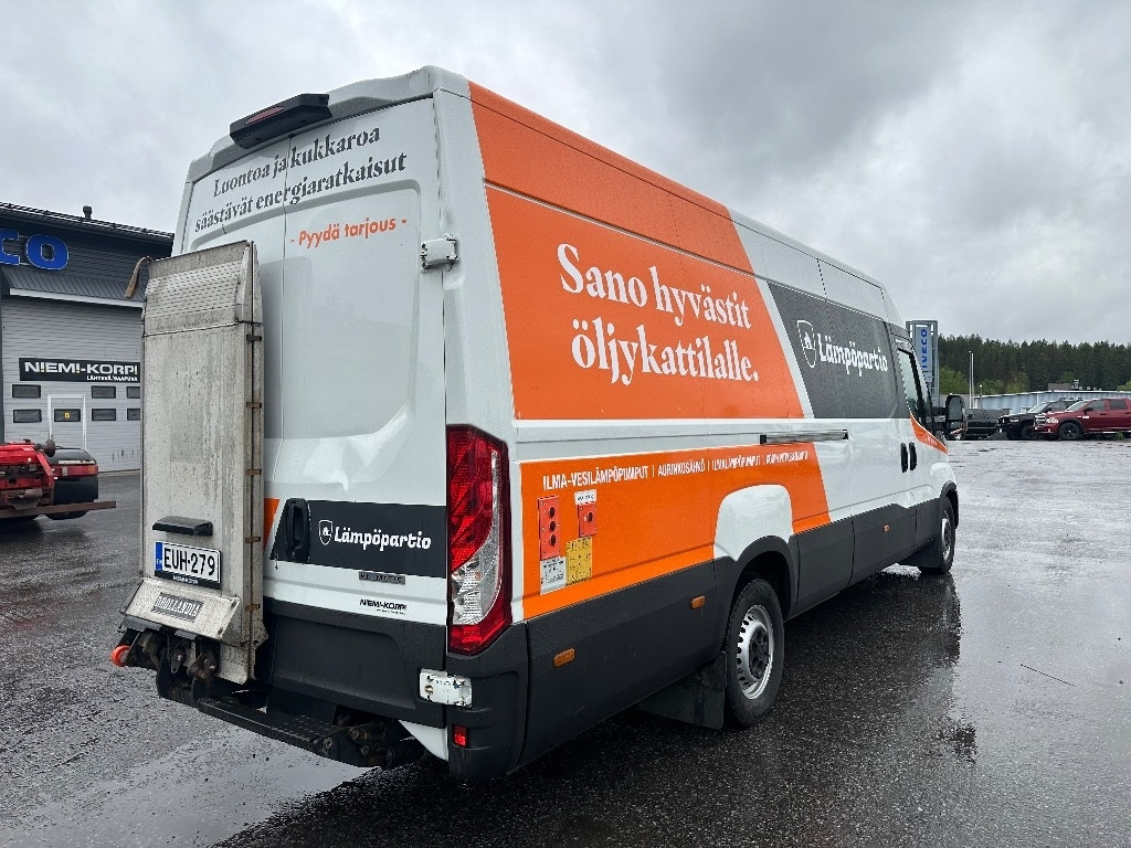 Iveco Daily 35S16 - Суцільнометалевий фургон: фото 3 Iveco Daily 35S16 - Суцільнометалевий фургон: фото 3