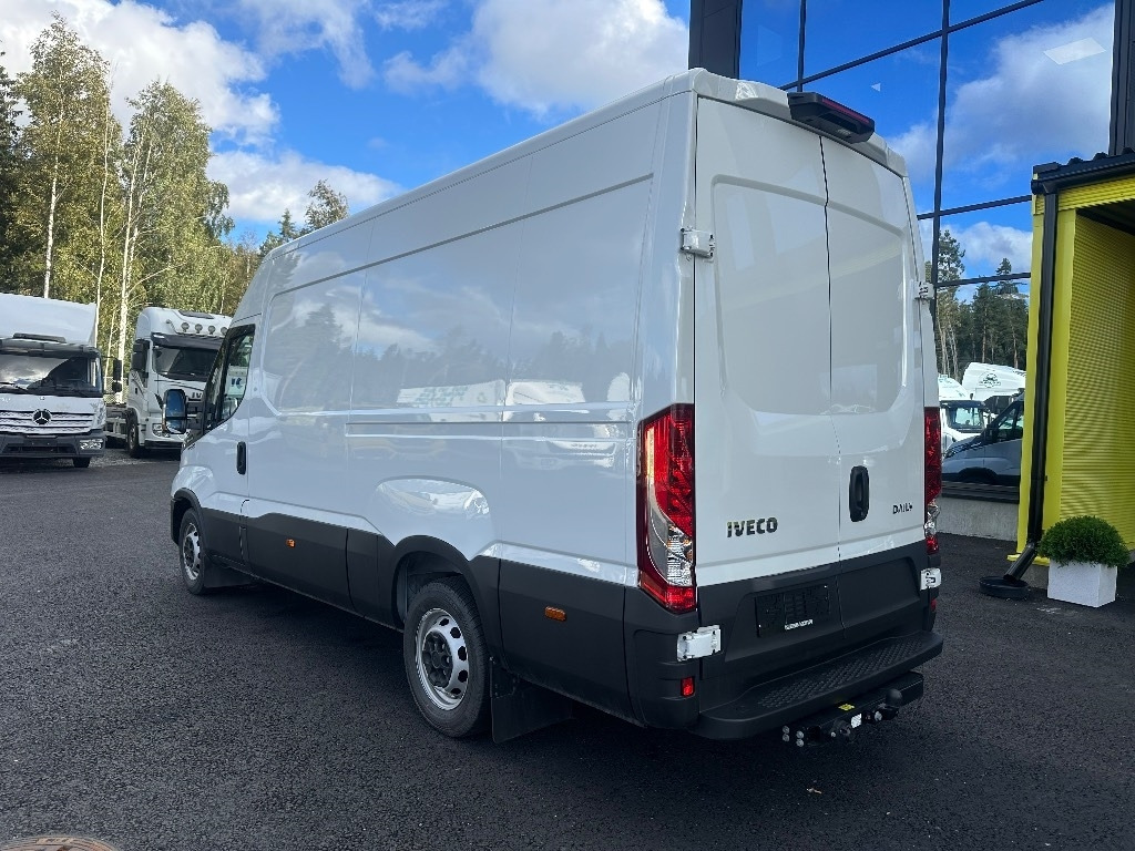Iveco Daily 35S16A8 12m3 k-auto - Суцільнометалевий фургон: фото 5 Iveco Daily 35S16A8 12m3 k-auto - Суцільнометалевий фургон: фото 5