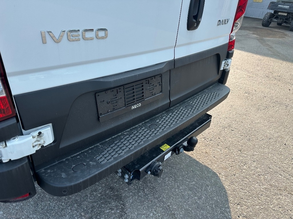 Iveco Daily 35S16A8 16m3 - Суцільнометалевий фургон: фото 5 Iveco Daily 35S16A8 16m3 - Суцільнометалевий фургон: фото 5