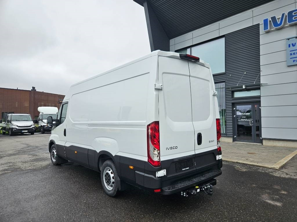 Iveco Daily 35S16A8V 12m3 - Суцільнометалевий фургон: фото 4 Iveco Daily 35S16A8V 12m3 - Суцільнометалевий фургон: фото 4