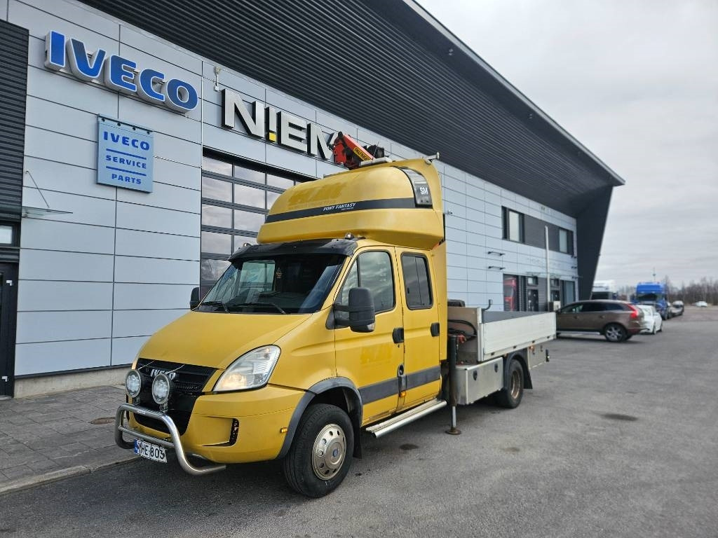 Iveco Daily 65C18 D Palfinger PK3700+ makuuohjaamo - Легка бортова вантажівка: фото 1 Iveco Daily 65C18 D Palfinger PK3700+ makuuohjaamo - Легка бортова вантажівка: фото 1