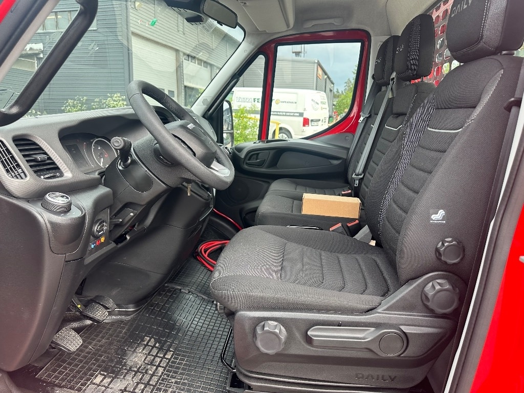 Новий Евакуатор Iveco Daily 70C18: фото 6