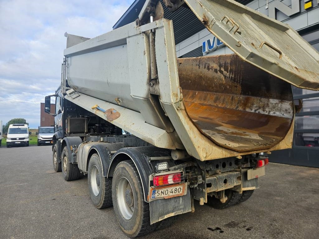 Mercedes-Benz Arocs 8x4 - Самоскид вантажівка: фото 5 Mercedes-Benz Arocs 8x4 - Самоскид вантажівка: фото 5