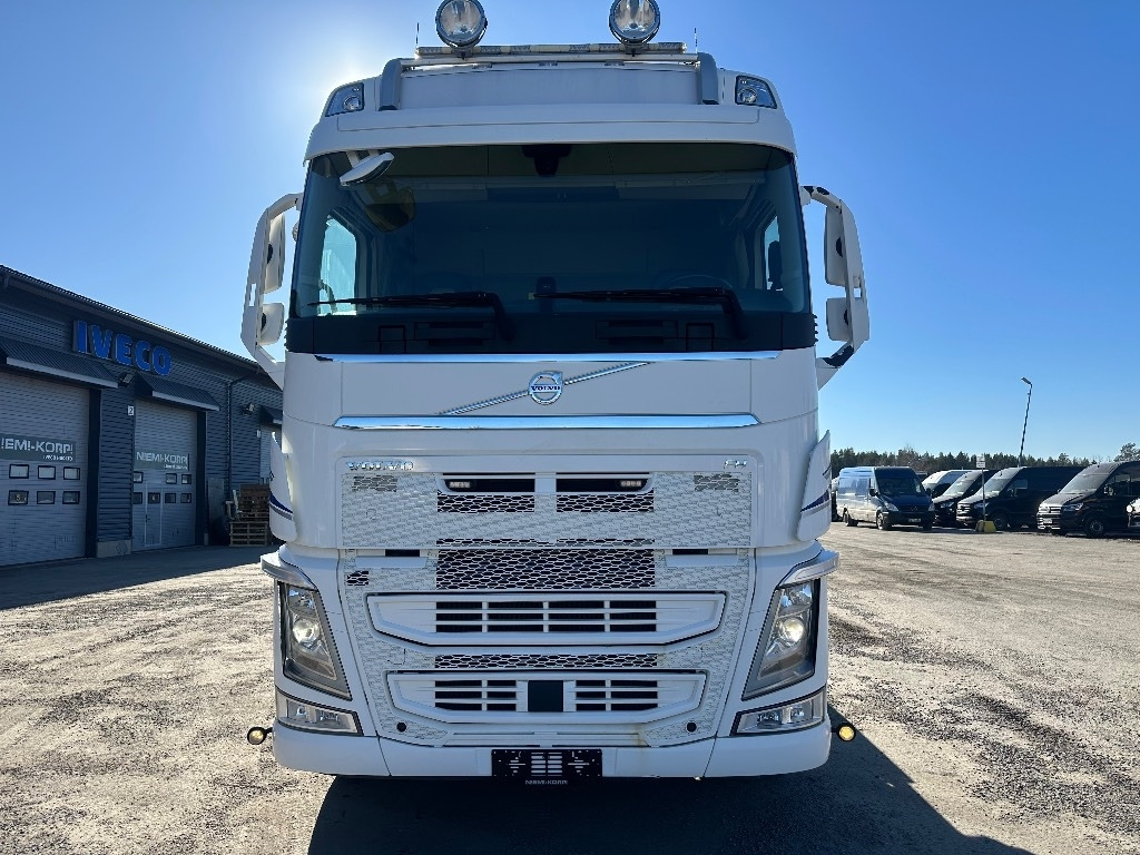 Volvo FH13 540 6X4*4 - Гаковий мультиліфт вантажівка: фото 2 Volvo FH13 540 6X4*4 - Гаковий мультиліфт вантажівка: фото 2