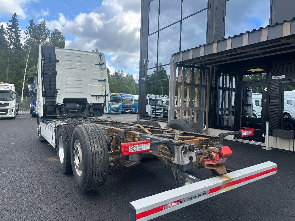 Volvo FH13 540 6x2*4 - Вантажівка шасі: фото 4 Volvo FH13 540 6x2*4 - Вантажівка шасі: фото 4