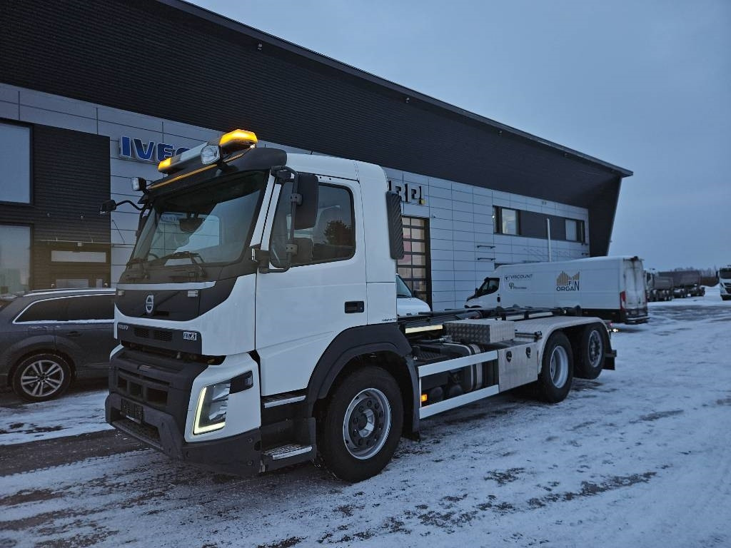 Volvo FMX 410 Mulitilft taittokoukku - Гаковий мультиліфт вантажівка: фото 1 Volvo FMX 410 Mulitilft taittokoukku - Гаковий мультиліфт вантажівка: фото 1
