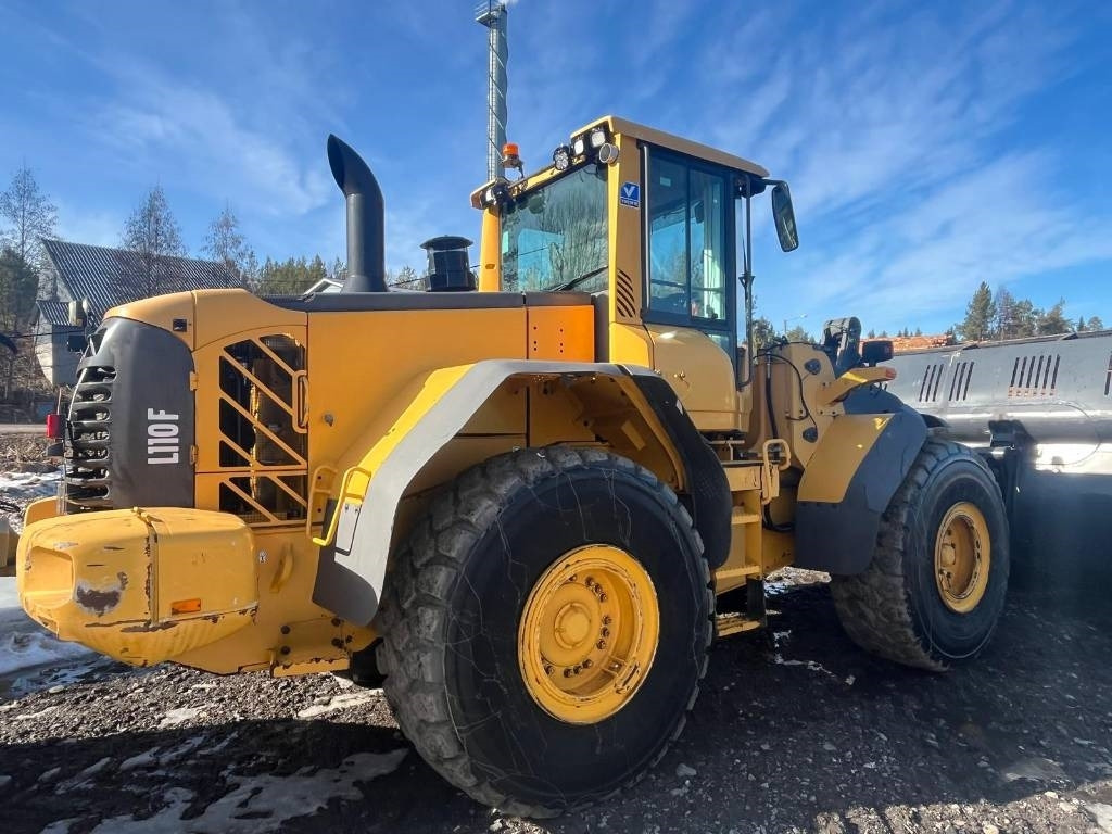 Volvo L 110 F - Колісний навантажувач: фото 3 Volvo L 110 F - Колісний навантажувач: фото 3