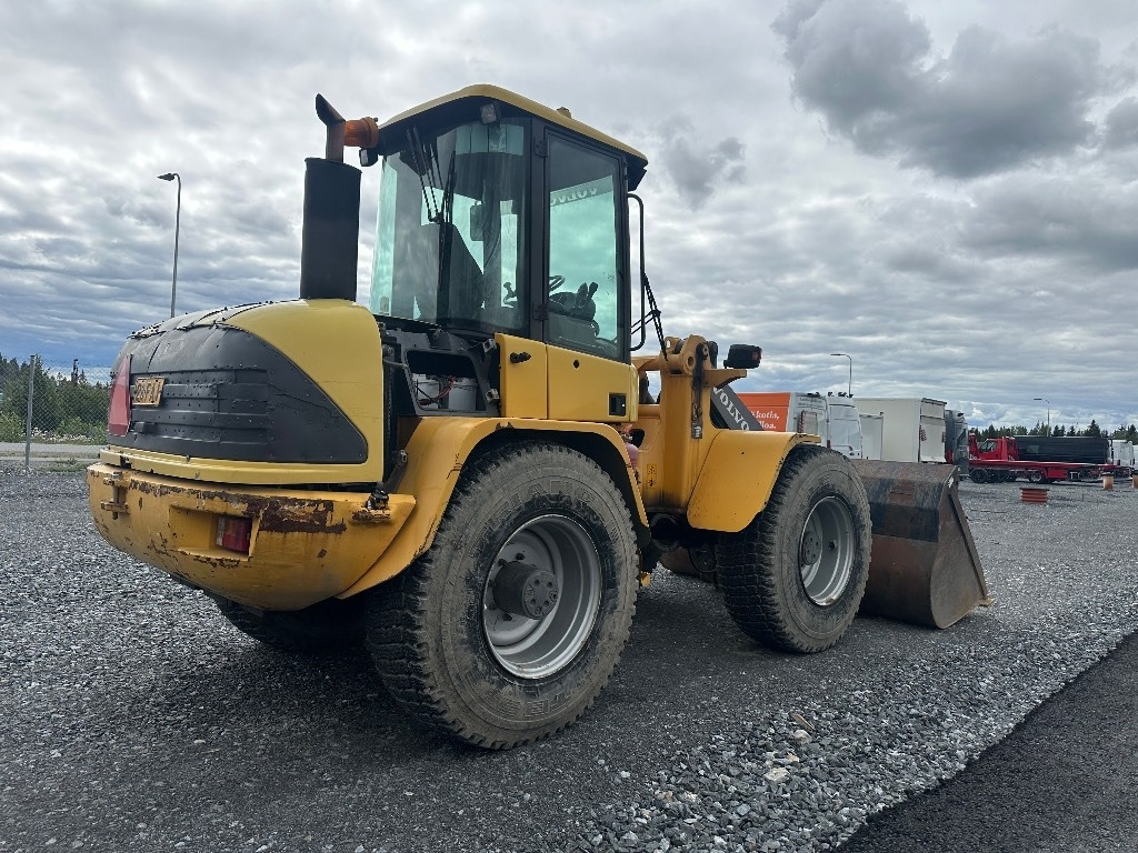 Volvo L45B 4X4 /245 - Колісний навантажувач: фото 3 Volvo L45B 4X4 /245 - Колісний навантажувач: фото 3