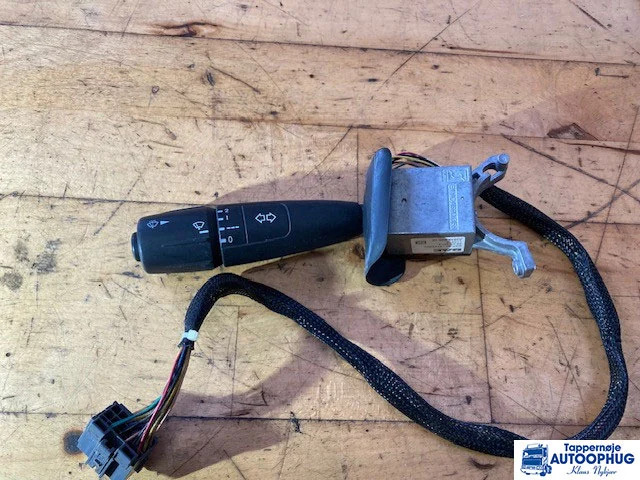 DAF Steering column switch – DAF 2122030 - Електрична система в категорії Вантажівки: фото 1 DAF Steering column switch – DAF 2122030 - Електрична система в категорії Вантажівки: фото 1