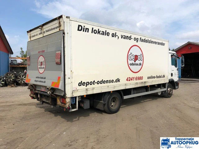 MAN TGL 12.210 - Вантажівка з закритим кузовом: фото 3 MAN TGL 12.210 - Вантажівка з закритим кузовом: фото 3