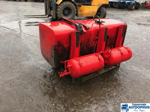 Scania brændstoftank 700L P/N: 1871192 / 1517309 - Паливний бак в категорії Вантажівки: фото 3 Scania brændstoftank 700L P/N: 1871192 / 1517309 - Паливний бак в категорії Вантажівки: фото 3