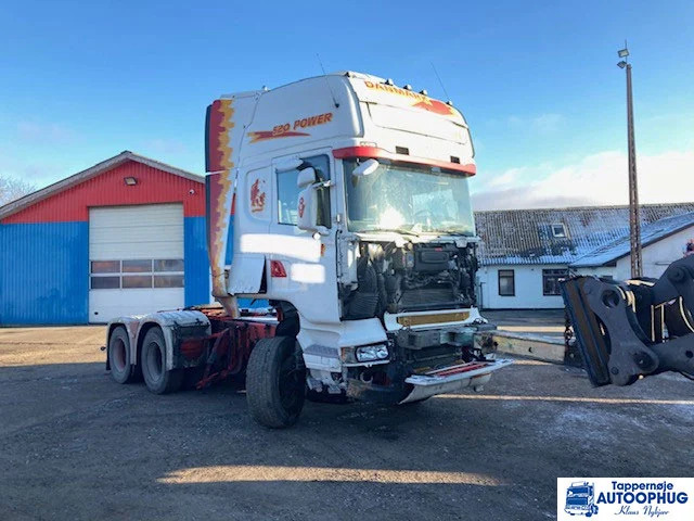 Scania R520 6X2 ONLY FOR PARTS - Тягач: фото 1 Scania R520 6X2 ONLY FOR PARTS - Тягач: фото 1