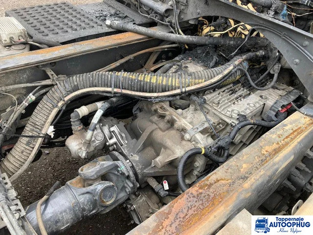 Volvo FH500 TC 8X2 - Вантажівка шасі: фото 3 Volvo FH500 TC 8X2 - Вантажівка шасі: фото 3