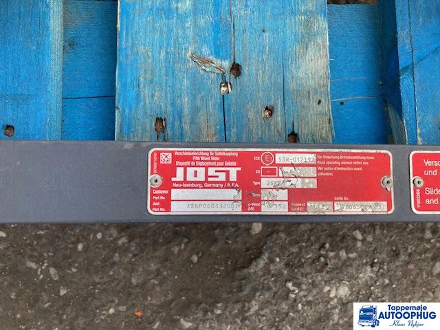 Volvo JOST flytbar skammel - Сідло в категорії Вантажівки: фото 4 Volvo JOST flytbar skammel - Сідло в категорії Вантажівки: фото 4