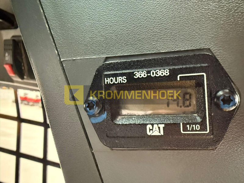 Caterpillar 216 B3 в лізинг Caterpillar 216 B3: фото 7