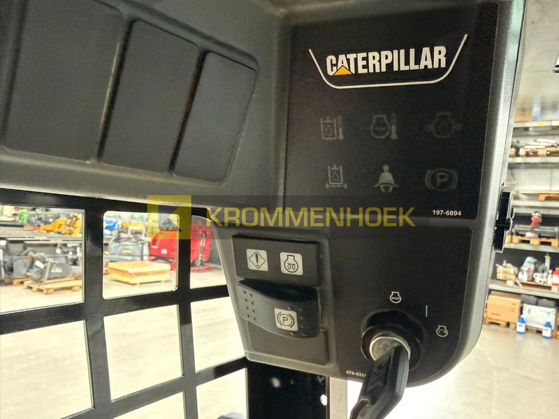 Caterpillar 216 B3 в лізинг Caterpillar 216 B3: фото 12