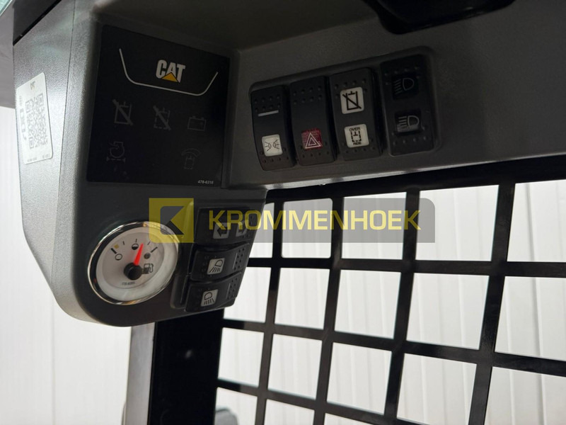 Caterpillar 216 B3 в лізинг Caterpillar 216 B3: фото 14