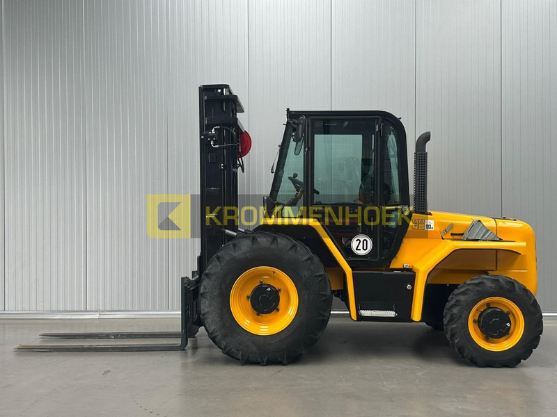 JCB 940 - Навантажувач підвищеної прохідності: фото 1 JCB 940 - Навантажувач підвищеної прохідності: фото 1