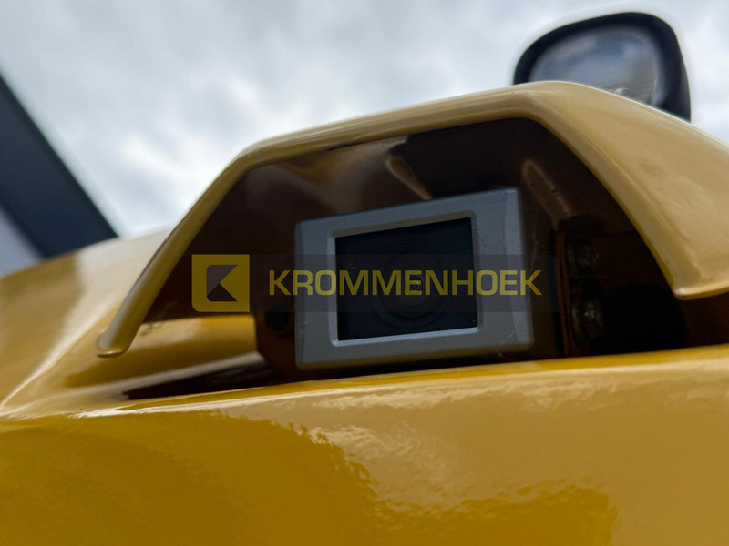 Колісний екскаватор Komatsu PW 118 MR-11: фото 14