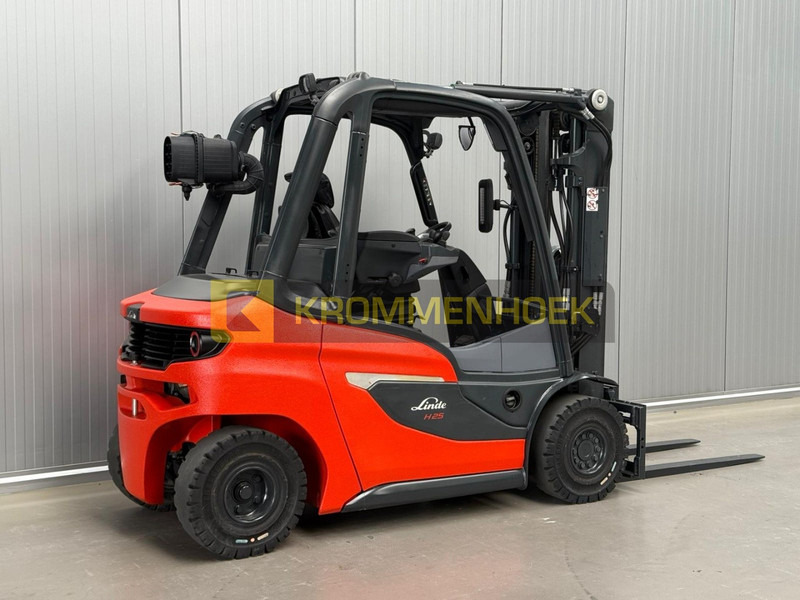 Linde H 25 D - Дизельний навантажувач: фото 4 Linde H 25 D - Дизельний навантажувач: фото 4
