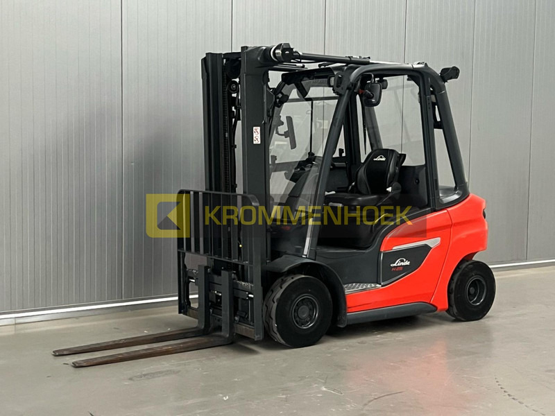 Linde H 25 D - Дизельний навантажувач: фото 2 Linde H 25 D - Дизельний навантажувач: фото 2