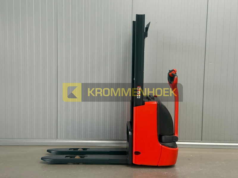 Linde L 10 - Штабелер: фото 1 Linde L 10 - Штабелер: фото 1