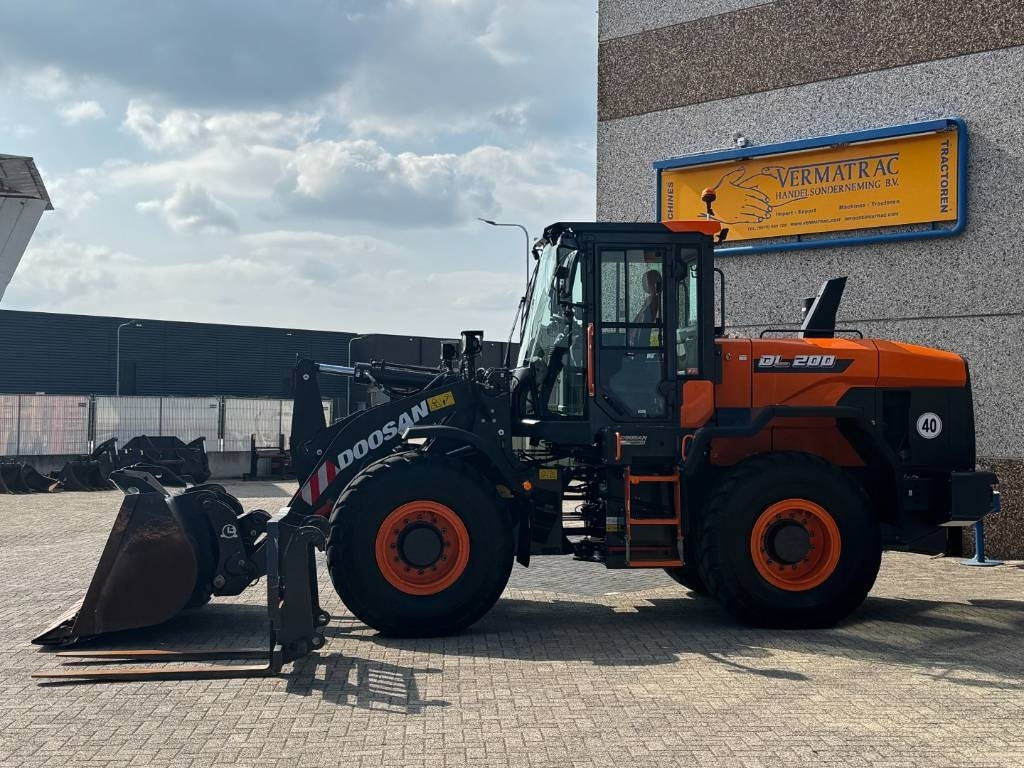 Doosan DEVELON / DOOSAN DL200-7, central lubrication, 202 - Міні-навантажувач: фото 3 Doosan DEVELON / DOOSAN DL200-7, central lubrication, 202 - Міні-навантажувач: фото 3