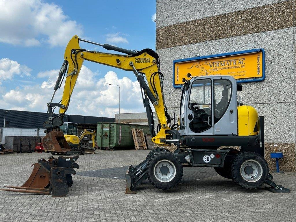 Wacker Neuson Neuson EW100 – 1376 hours – 2019!! - Колісний екскаватор: фото 1 Wacker Neuson Neuson EW100 – 1376 hours – 2019!! - Колісний екскаватор: фото 1