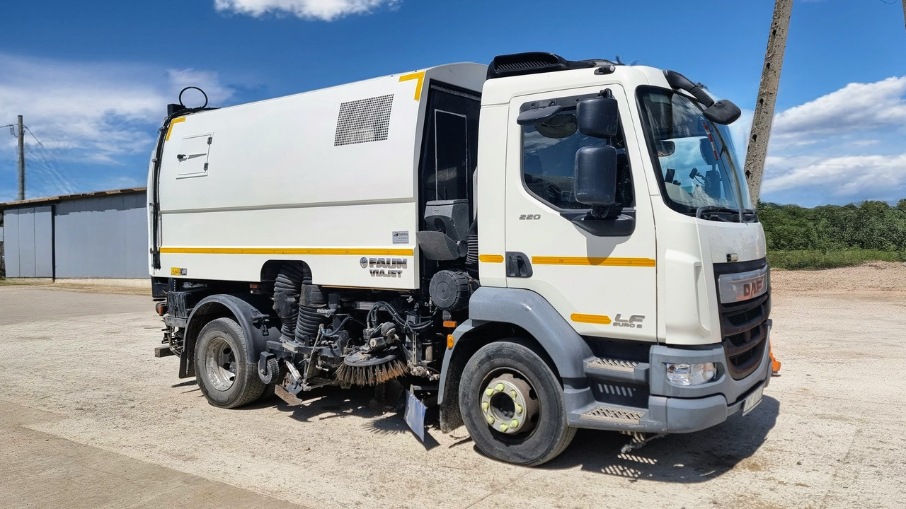 DAF LF220 - Підмітально-прибиральна машина: фото 2 DAF LF220 - Підмітально-прибиральна машина: фото 2