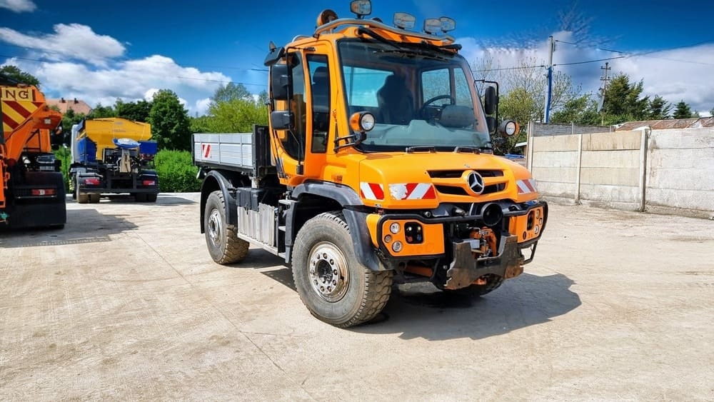 Mercedes-Benz Unimog U527 - Комунальна/ Спеціальна техніка: фото 1 Mercedes-Benz Unimog U527 - Комунальна/ Спеціальна техніка: фото 1