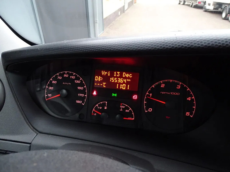 Iveco Daily 35.210 PK BE TREKKER 10.4t AIRCO CC - Тягач: фото 4 Iveco Daily 35.210 PK BE TREKKER 10.4t AIRCO CC - Тягач: фото 4