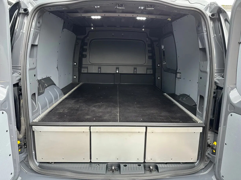 Volkswagen Caddy Cargo 2.0 TDI Comfort - Легковий фургон: фото 4 Volkswagen Caddy Cargo 2.0 TDI Comfort - Легковий фургон: фото 4
