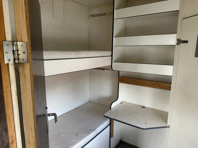 Volvo FL 12.240 AIRCO Kachel Douche 2x bed CAMPER MOTORSPORT ENZ - Вантажівка з закритим кузовом: фото 4 Volvo FL 12.240 AIRCO Kachel Douche 2x bed CAMPER MOTORSPORT ENZ - Вантажівка з закритим кузовом: фото 4