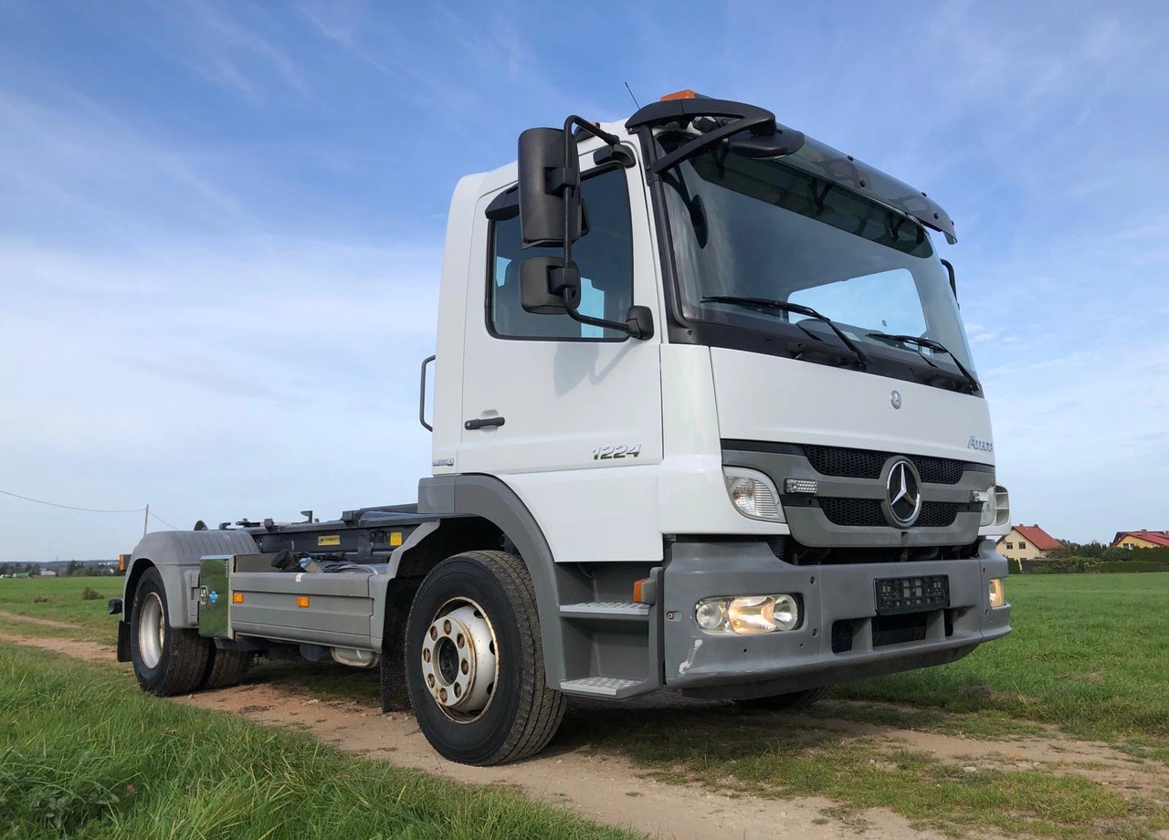 MERCEDES-BENZ ATEGO 1224 Motor 6374 cm3!! Aktualne UDT!! - Гаковий мультиліфт вантажівка: фото 2 MERCEDES-BENZ ATEGO 1224 Motor 6374 cm3!! Aktualne UDT!! - Гаковий мультиліфт вантажівка: фото 2