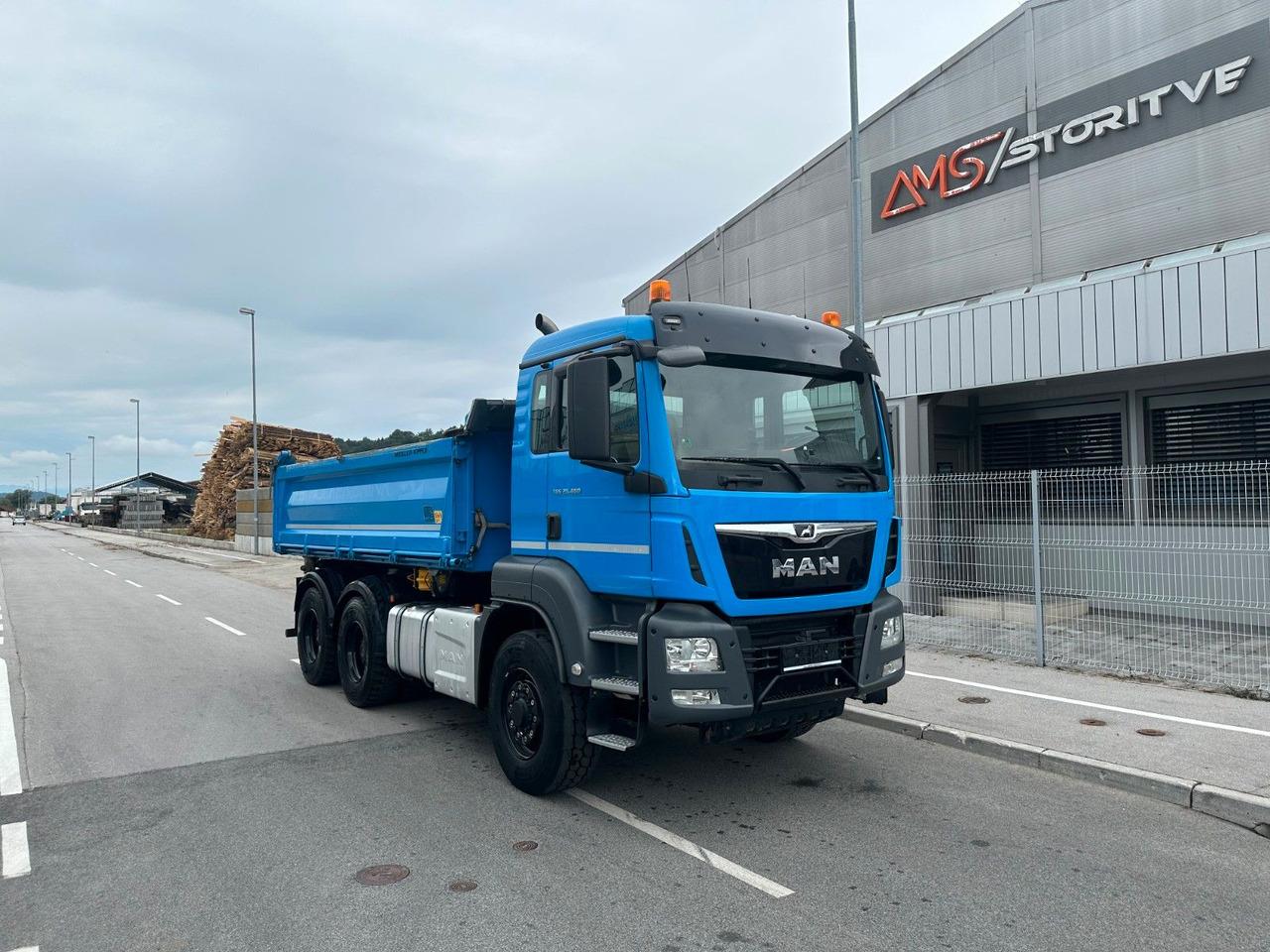 MAN TGS 26.460 6X4 Hydrodrive Bordmatik - Самоскид вантажівка: фото 1 MAN TGS 26.460 6X4 Hydrodrive Bordmatik - Самоскид вантажівка: фото 1