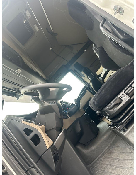 MAN TGX 18.510 BL SA klima intarder Led ACC - Тягач: фото 5 MAN TGX 18.510 BL SA klima intarder Led ACC - Тягач: фото 5