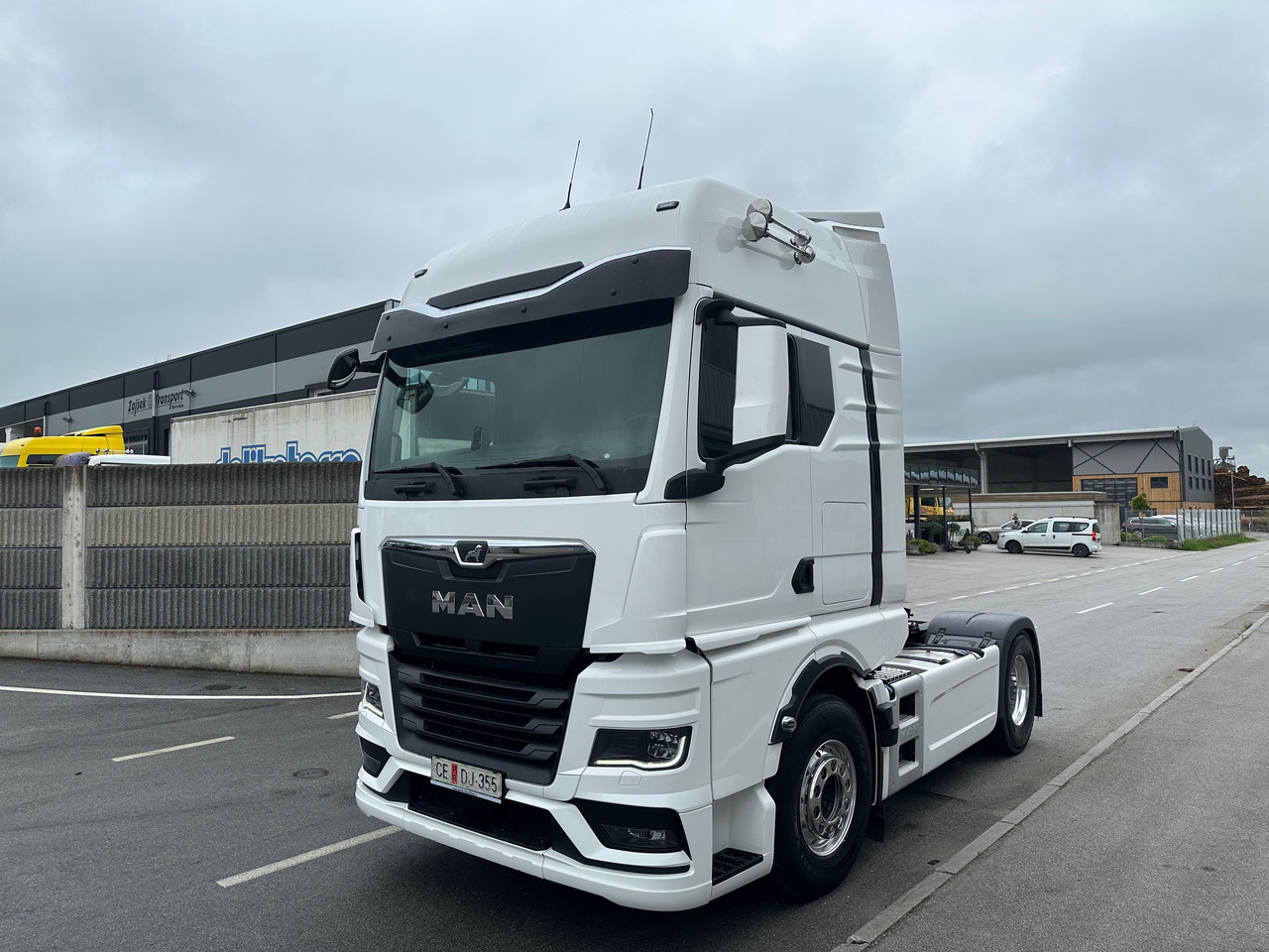 MAN TGX 18.580 4X2 BLS Intarder LED - Тягач: фото 2 MAN TGX 18.580 4X2 BLS Intarder LED - Тягач: фото 2