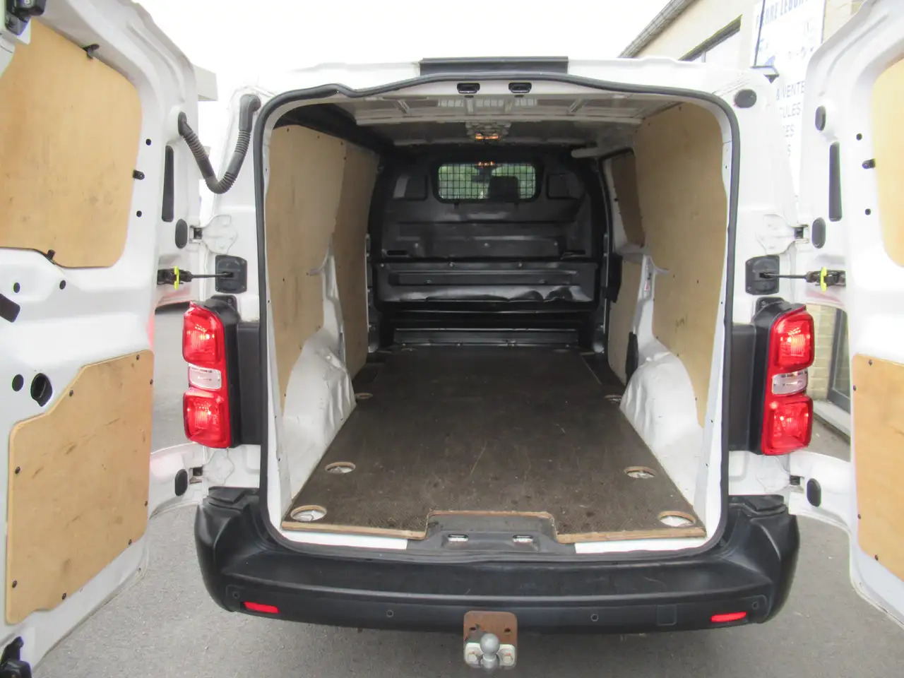 Citroen Jumpy L3 AIRCO 13900€+TVA/BTW - Суцільнометалевий фургон: фото 5 Citroen Jumpy L3 AIRCO 13900€+TVA/BTW - Суцільнометалевий фургон: фото 5