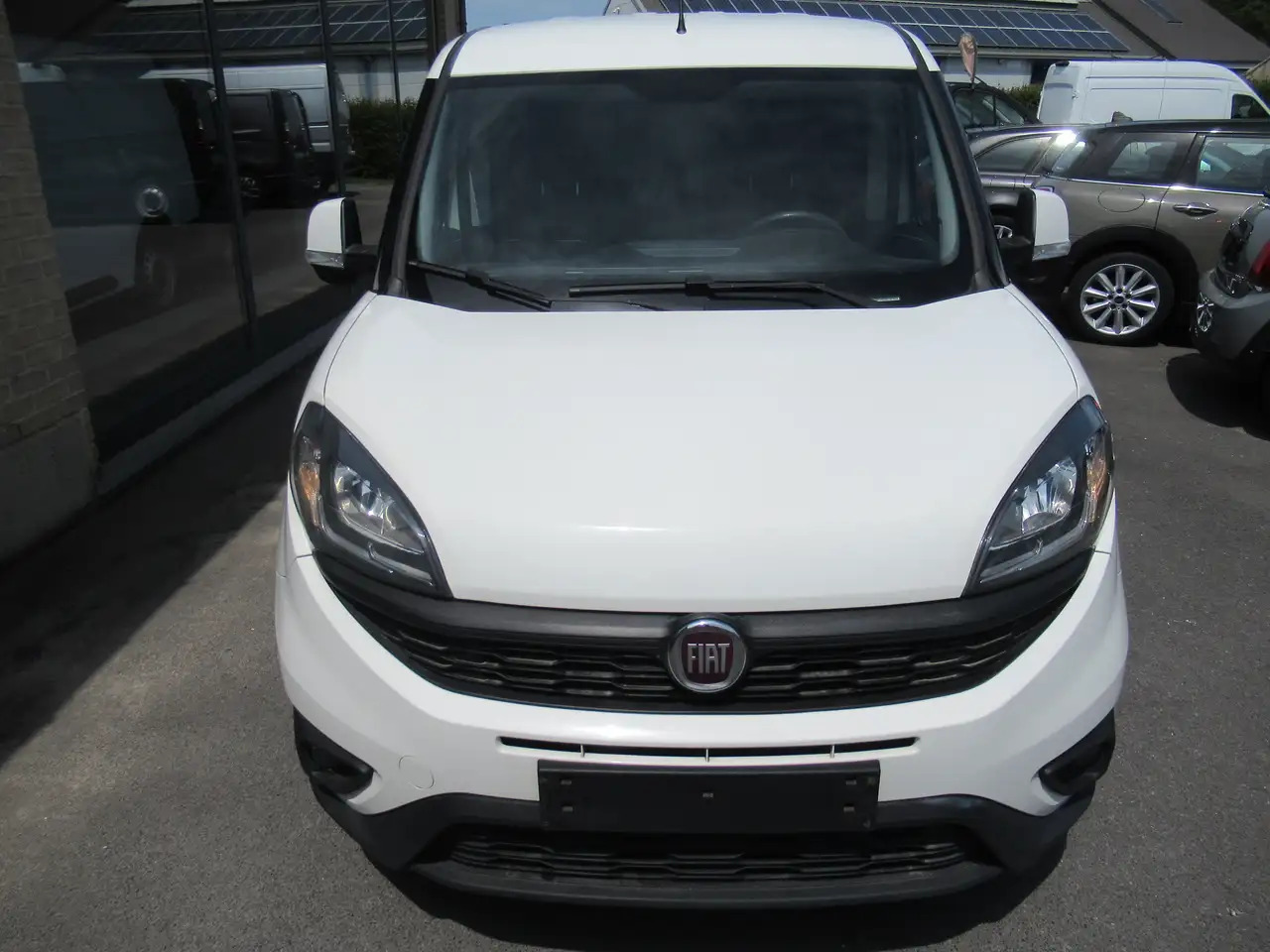 Fiat Doblo 105CV AIRCO,NAVI,CRUISE 9000€+TVA - Суцільнометалевий фургон: фото 3 Fiat Doblo 105CV AIRCO,NAVI,CRUISE 9000€+TVA - Суцільнометалевий фургон: фото 3