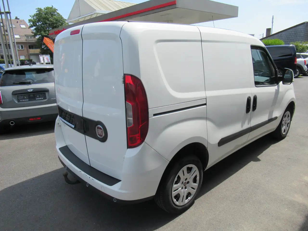 Fiat Doblo 105CV AIRCO,NAVI,CRUISE 9000€+TVA - Суцільнометалевий фургон: фото 2 Fiat Doblo 105CV AIRCO,NAVI,CRUISE 9000€+TVA - Суцільнометалевий фургон: фото 2