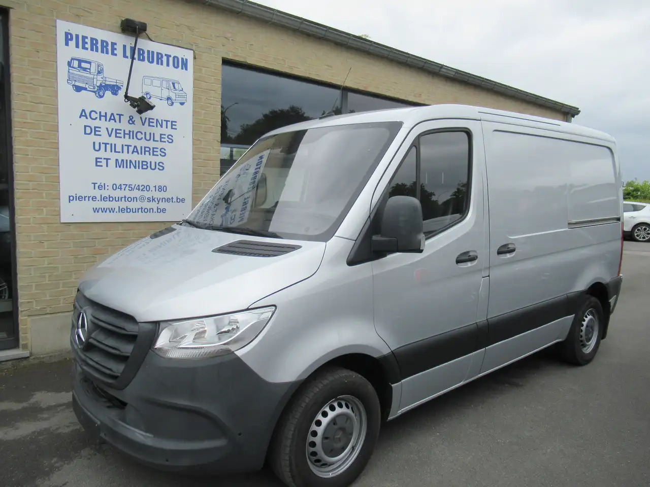 Mercedes-Benz Sprinter 2 PL, airco navi cruise cam 19800€+tva/btw - Суцільнометалевий фургон: фото 1 Mercedes-Benz Sprinter 2 PL, airco navi cruise cam 19800€+tva/btw - Суцільнометалевий фургон: фото 1