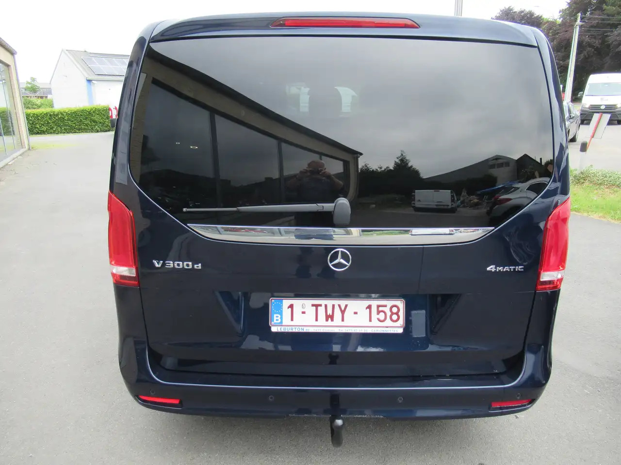 Mercedes-Benz V 300 d 4-Matic MWB toit pano 45000€+tva/btw - Вантажопасажирський фургон: фото 4 Mercedes-Benz V 300 d 4-Matic MWB toit pano 45000€+tva/btw - Вантажопасажирський фургон: фото 4
