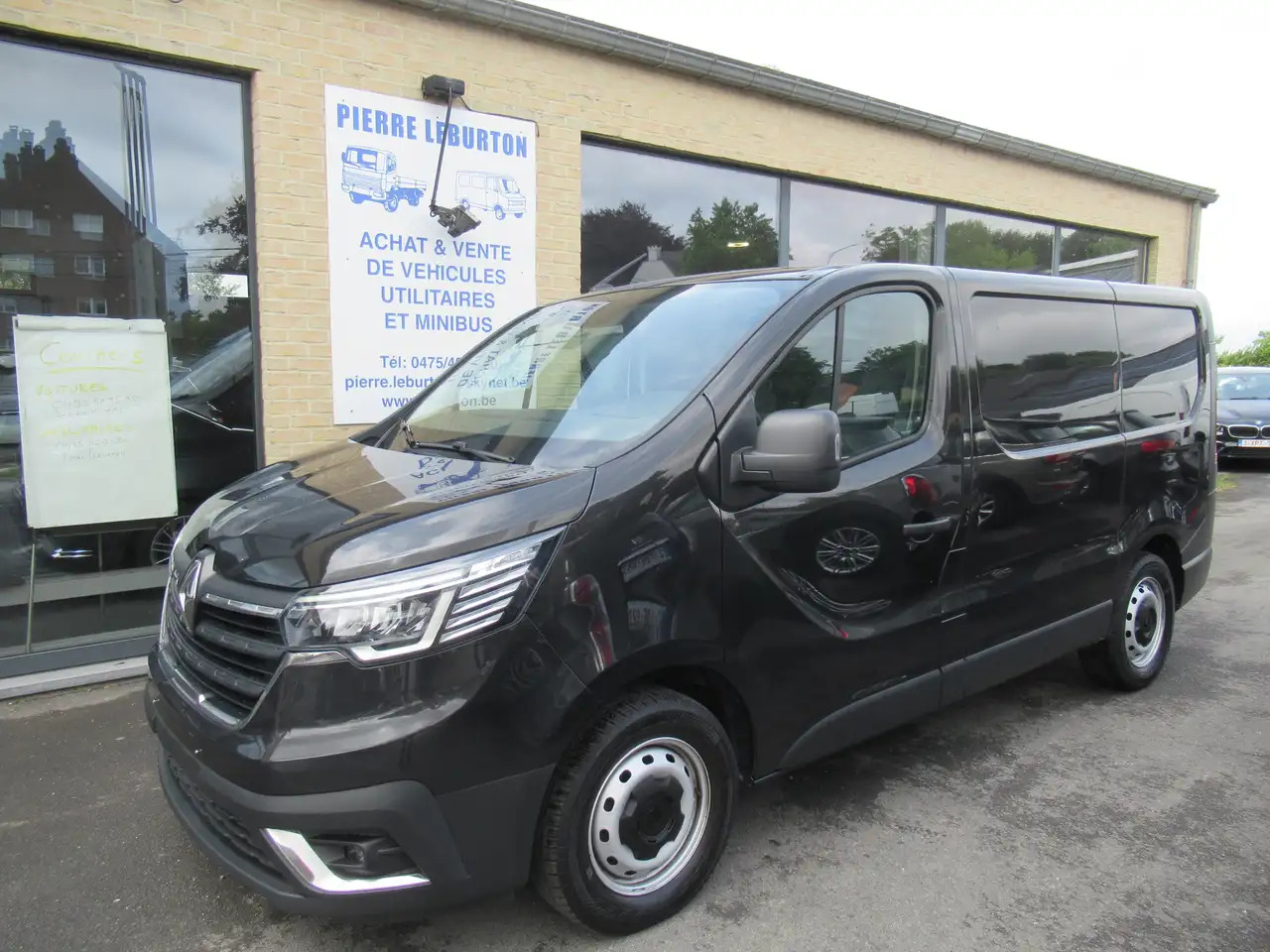 Renault Trafic L1H1 clim, navi cruise 14800€+tva/btw - Суцільнометалевий фургон: фото 1 Renault Trafic L1H1 clim, navi cruise 14800€+tva/btw - Суцільнометалевий фургон: фото 1