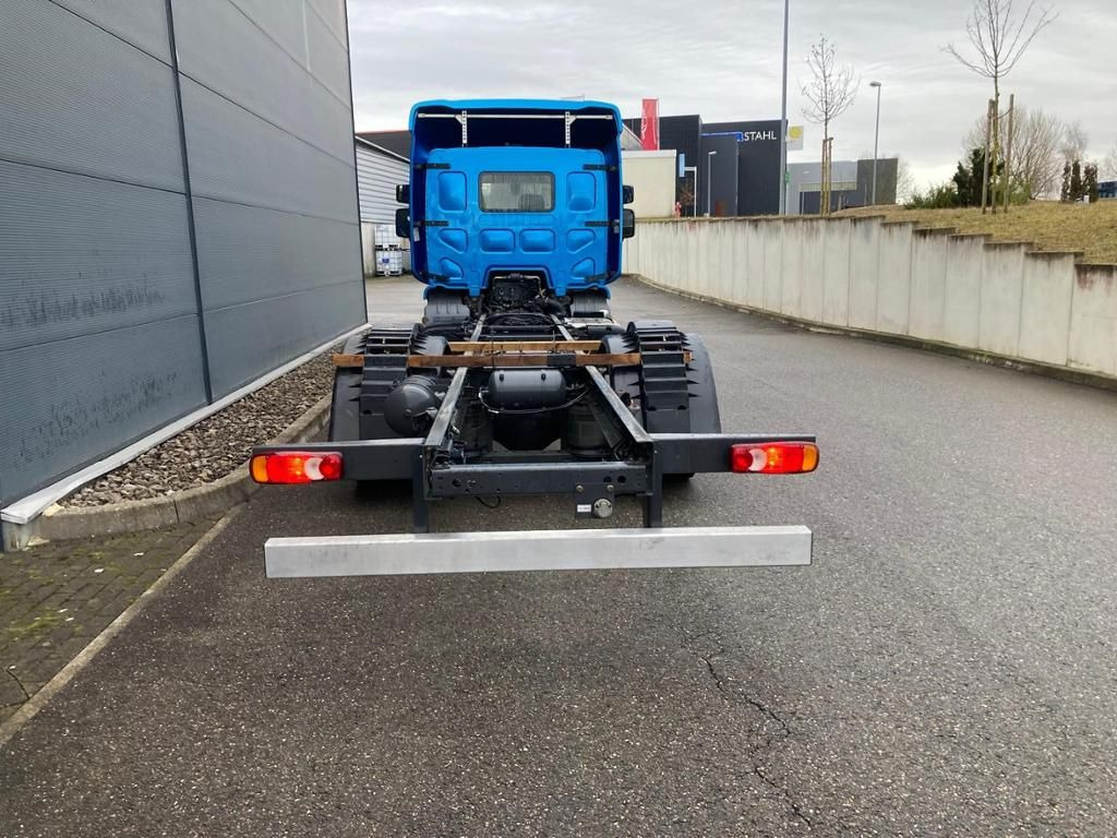 DAF LF 210 FA Standheizung / 5.00m Rd / 7.490kg DAF LF 210 FA Standheizung / 5.00m Rd / 7.490kg - Тентована вантажівка: фото 5 DAF LF 210 FA Standheizung / 5.00m Rd / 7.490kg DAF LF 210 FA Standheizung / 5.00m Rd / 7.490kg - Тентована вантажівка: фото 5