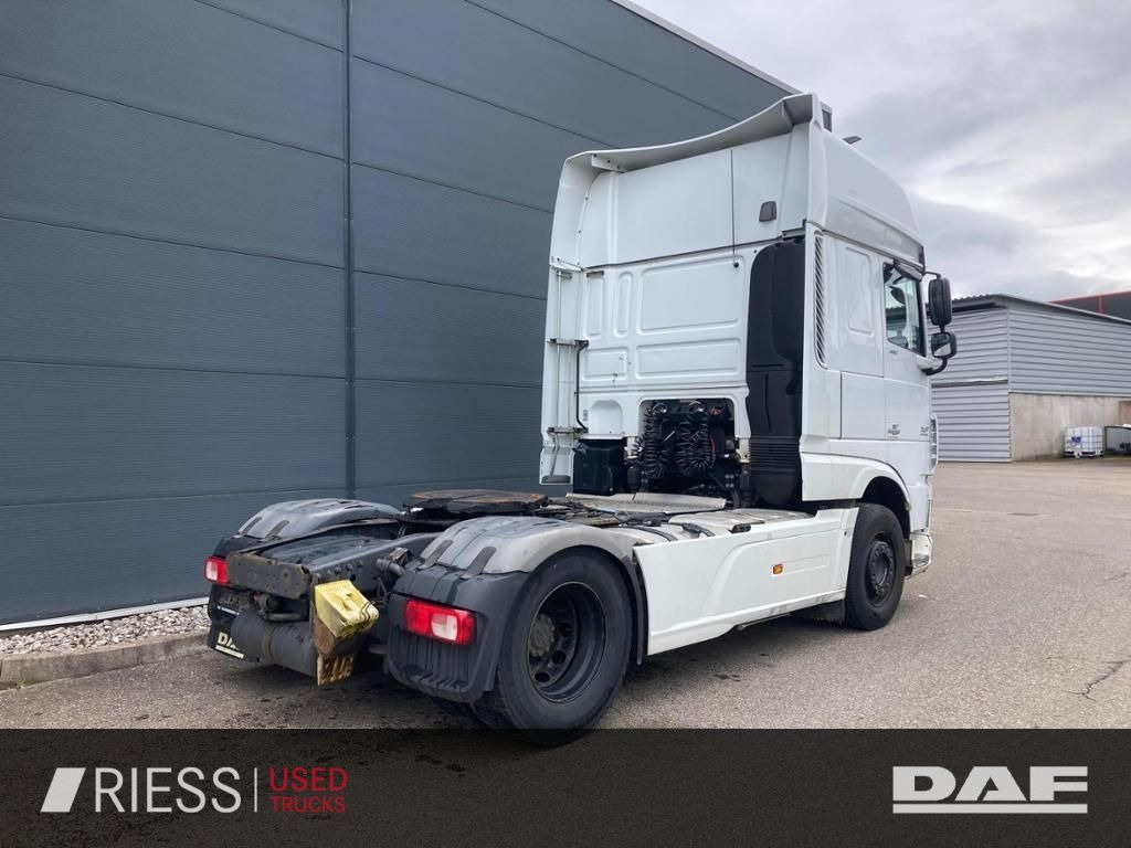DAF XF 460 FT Super Space Cab Retarder - Тягач: фото 2 DAF XF 460 FT Super Space Cab Retarder - Тягач: фото 2