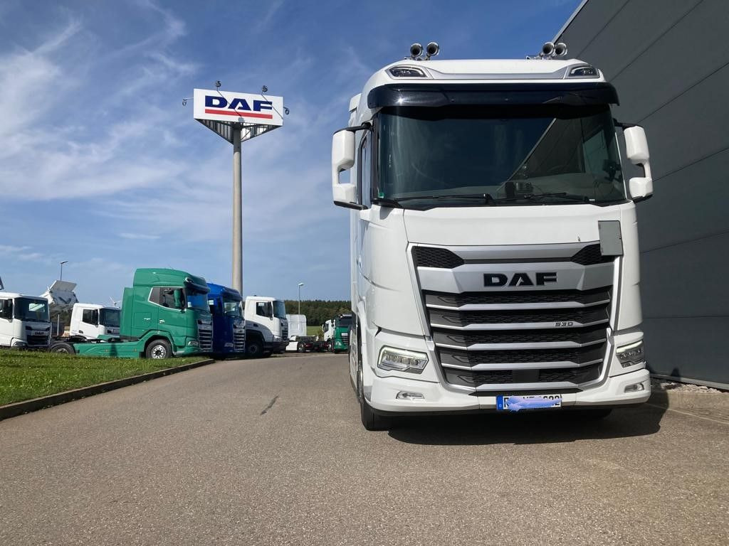 DAF XG 530 FT NGD Garantie bis 10.2025 DAF XG 530 FT NGD Alcoa Intarder Garantie bis 10.202 - Тягач: фото 2 DAF XG 530 FT NGD Garantie bis 10.2025 DAF XG 530 FT NGD Alcoa Intarder Garantie bis 10.202 - Тягач: фото 2