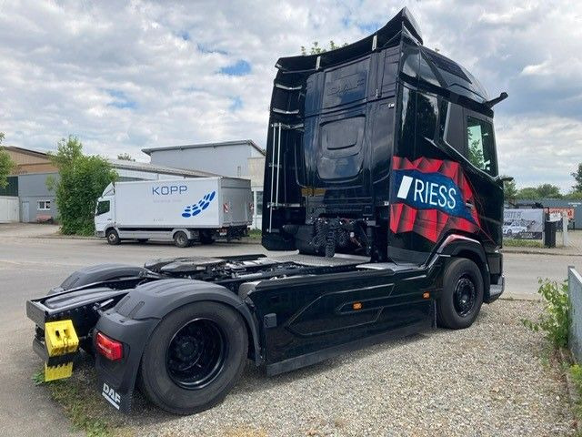 DAF XG 530 FT Vollluft Leder Kamera SpurH - Тягач: фото 4 DAF XG 530 FT Vollluft Leder Kamera SpurH - Тягач: фото 4