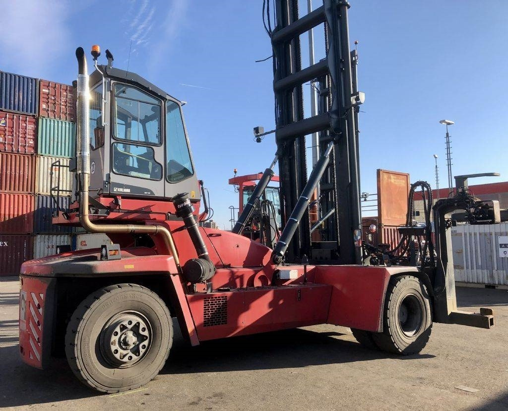 Kalmar DCF100-45E7 - Навантажувач контейнерний: фото 4 Kalmar DCF100-45E7 - Навантажувач контейнерний: фото 4